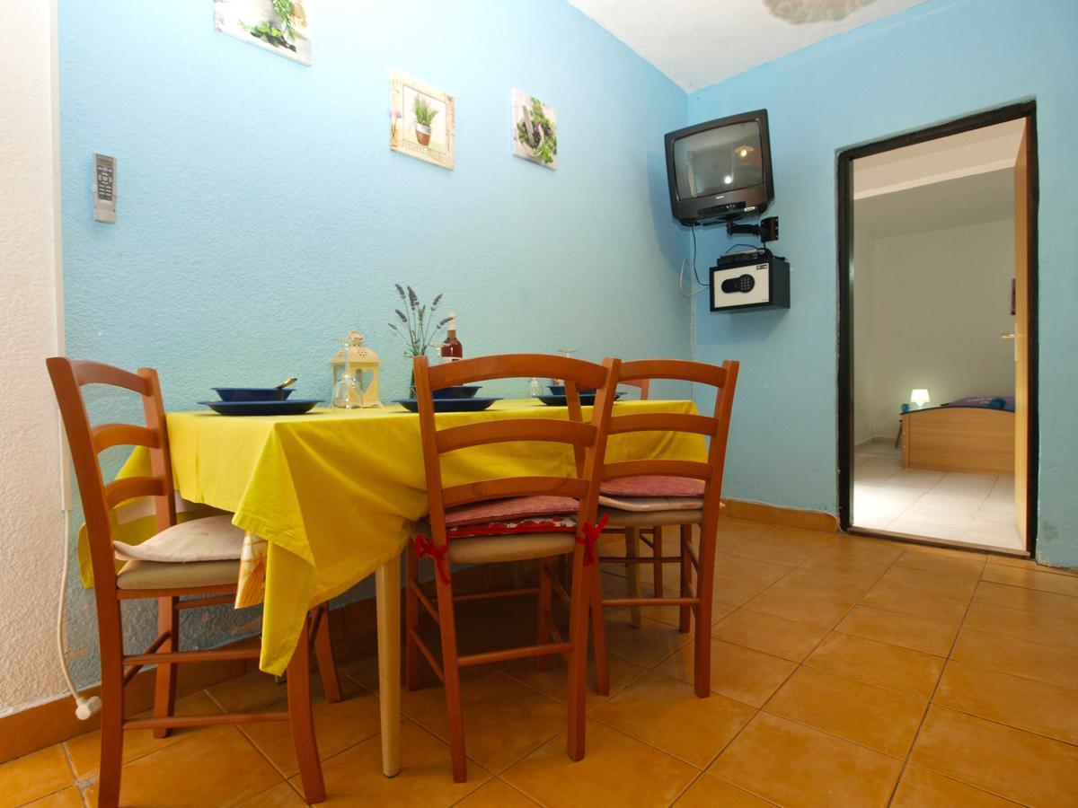 Apartments Davor 1676 Banjole Kültér fotó