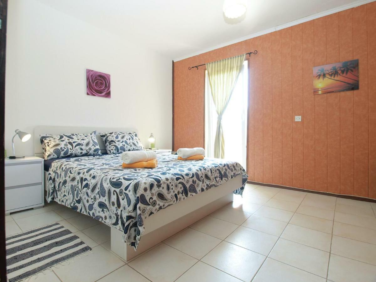 Apartments Davor 1676 Banjole Kültér fotó